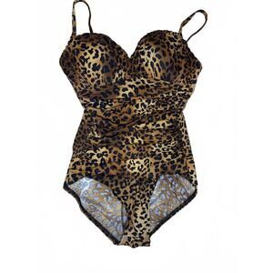 Miraclesuit Leopard Print One-Piece Swimsuit with Ruched Detail Size 8